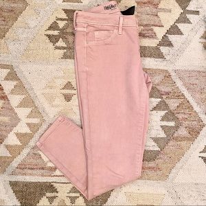 Pink crop stretchy jeans